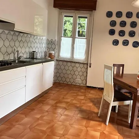Nonna Papera Vicino Alle 5 Terre Hotel
