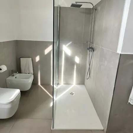 Nonna Papera Vicino Alle 5 Terre Hotel *