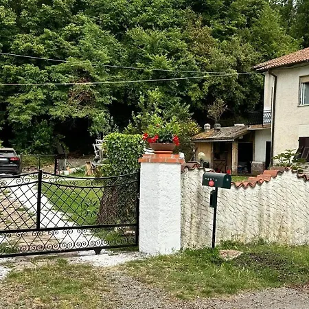 Nonna Papera Vicino Alle 5 Terre