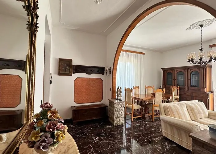 Nonna Papera Vicino Alle 5 Terre