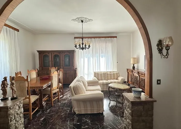Nonna Papera Vicino Alle 5 Terre Hotel